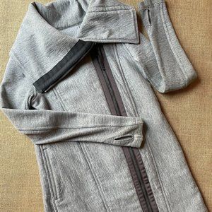Wide Neck Lululemon Grey Jacket Full Length 4